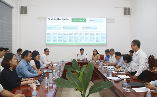 Ông Trần Hòa Nam – Phó Chủ tịch UBND tỉnh Khánh Hòa: Làm việc với Trường Đại học VinUni về kế hoạch xây dựng đề án chuyển đổi xanh của tỉnh